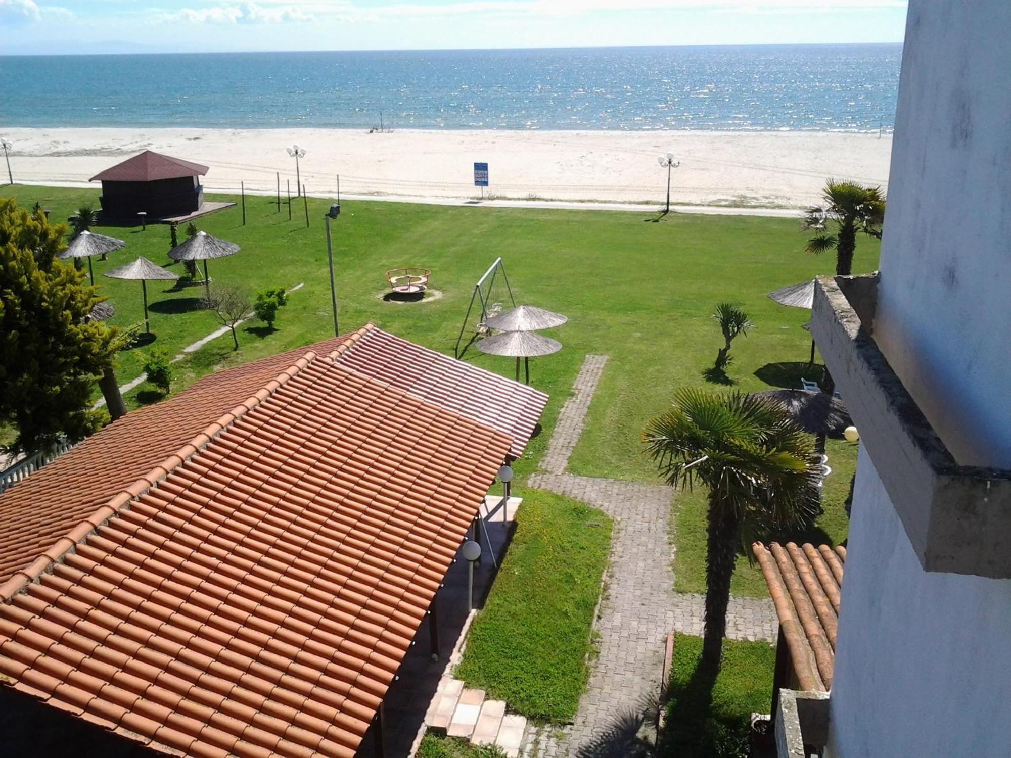 Lidra Hotel Korinós Exterior foto