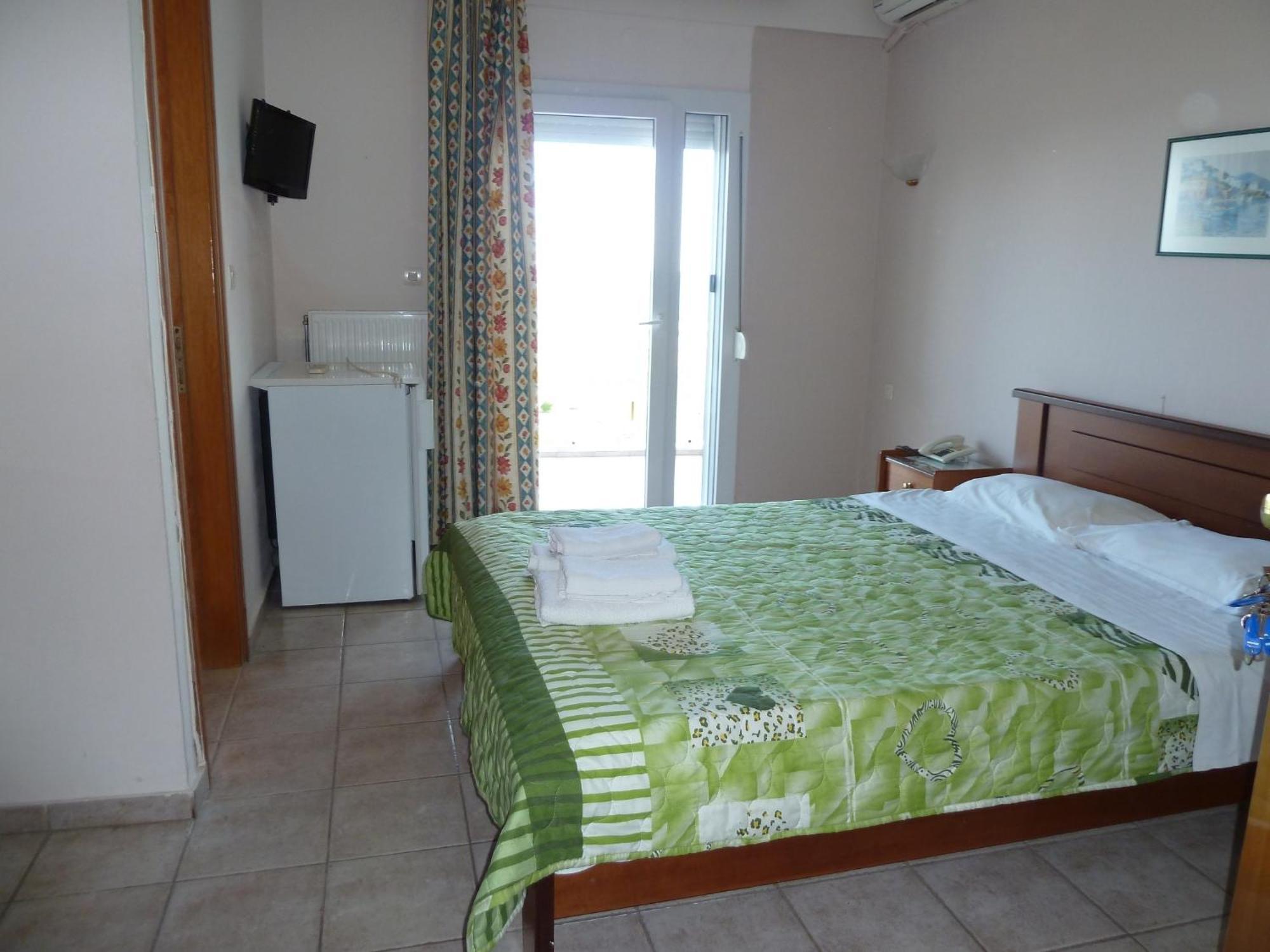 Lidra Hotel Korinós Cameră foto